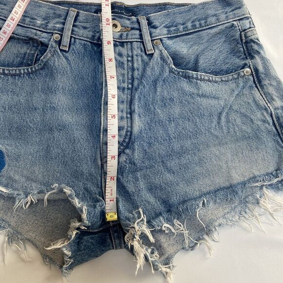 Levi's Blue Jean Shorts Distressed High-Waisted - Picture 8 of 10